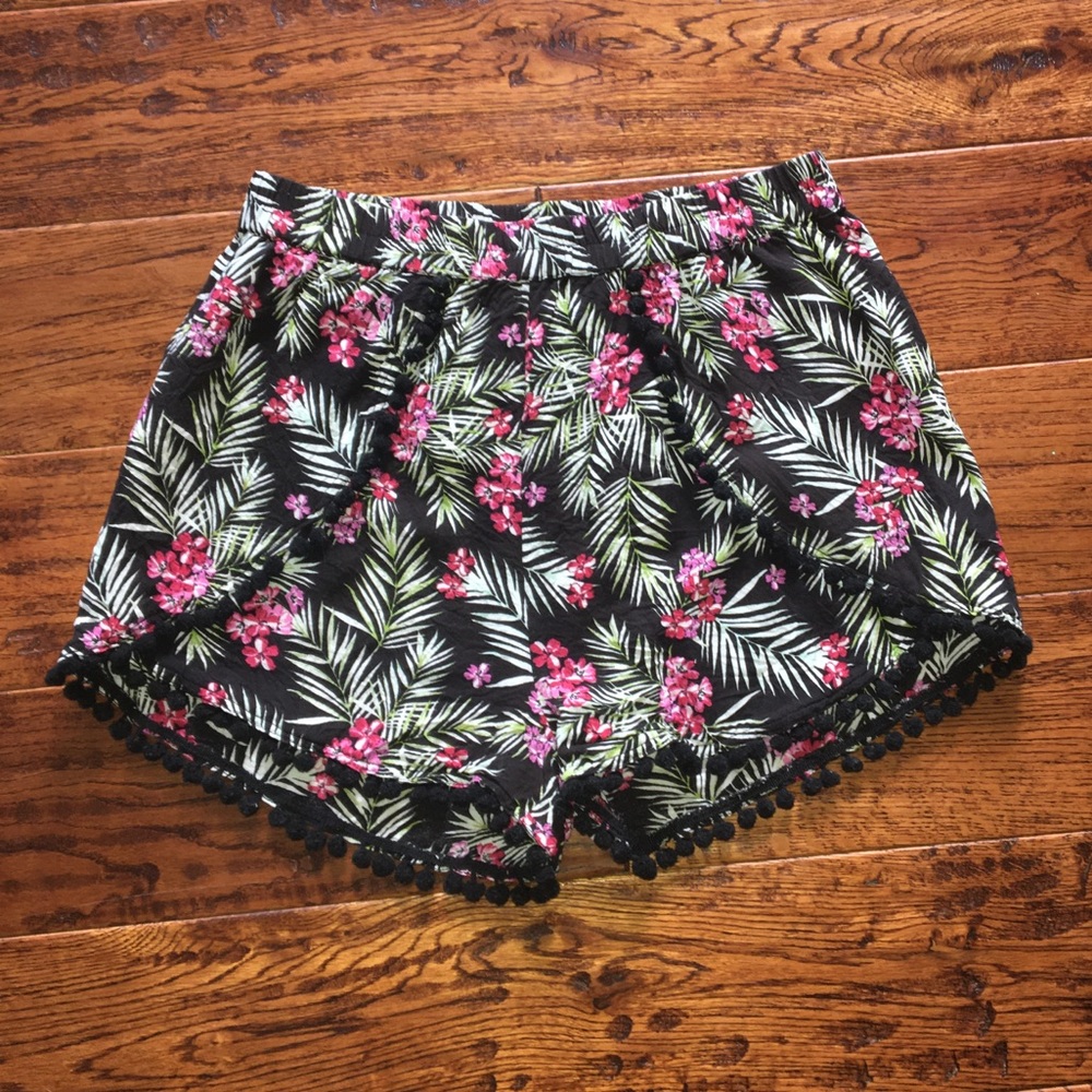 Comfy Floral Shorts